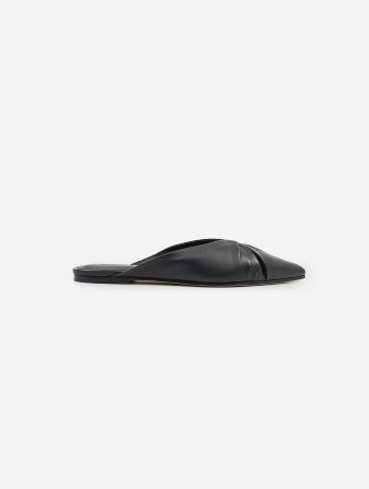 Studio Amelia Black Moliere Slipper