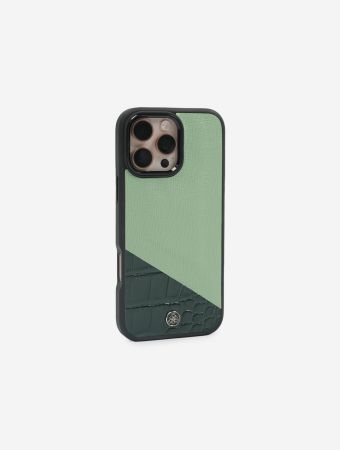 Fifty Karat Green With Dark Green Iphone 16 Pro Max Case