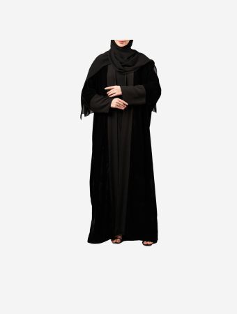 Maison Arabelle Black Alnoud Velvet Abaya With Shawl