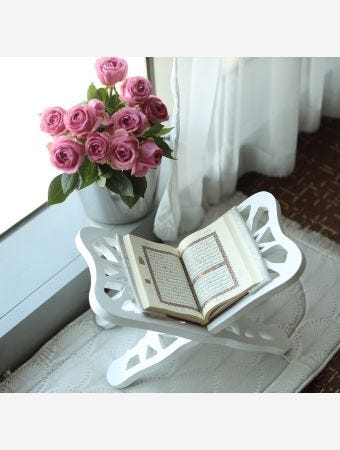 Quart Aini White Wood Quran Stand
