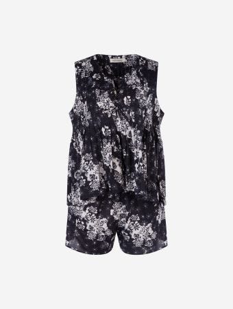 Desmond & Dempsey Blue Flowers Of Time 50S Pleated Cami And Shorts